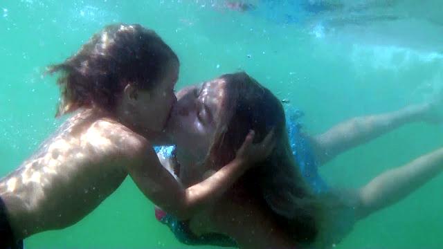 Jamilah's famous son Waimea having a kiss underwarter
